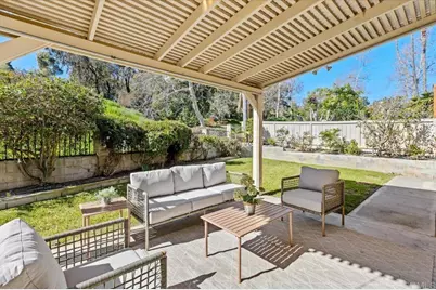 2077 Tiffany Dr, Oceanside, CA 92056 - Photo 8