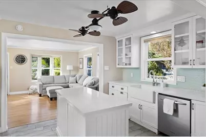 697 Ocean View, Encinitas, CA 92024 - Photo 16