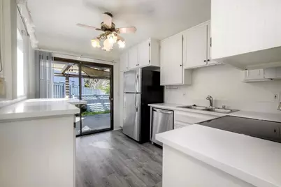 8147 Via Mallorca, La Jolla, CA 92037 - Photo 4