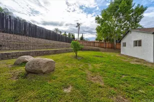 1803 Debra Ln, Vista, CA 92084 - Photo 32