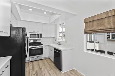 835 N Cleveland Street #E, Oceanside, CA 92054 - Photo 6