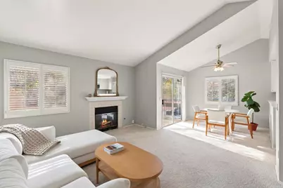 11325 Avenida De Los Lobos Unit D, San Diego, CA 92127 - Photo 4