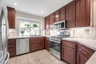 31202 Enfield Ln, Temecula, CA 92591 - Photo 10