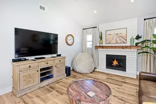 1851 Valencia Ave, Carlsbad, CA 92008 - Photo 16