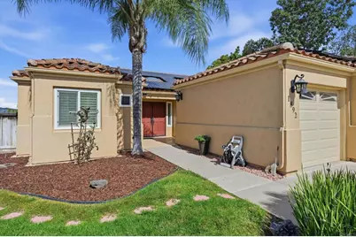 1892 Centennial Way, Escondido, CA 92026 - Photo 2