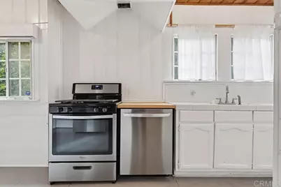4904 7th Avenue, Los Angeles, CA 90043 - Photo 16
