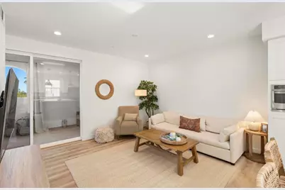 13480 Lopelia Meadows Place #111, San Diego, CA 92130 - Photo 12