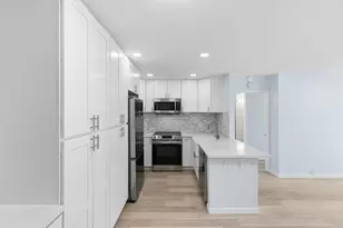 12555 Oaks N Dr, San Diego, CA 92128 - Photo 8