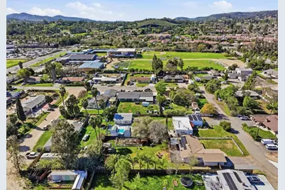 325 Aspero Court, Escondido, CA 92026 - Photo 28