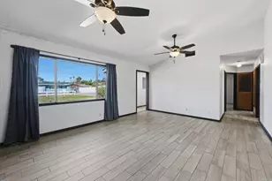 325 Aspero Ct, Escondido, CA 92026 - Photo 8