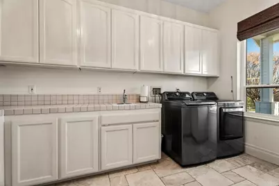 38755 Via Vista Grande, Murrieta, CA 92562 - Photo 18