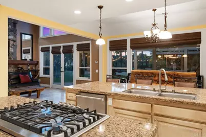 38755 Via Vista Grande, Murrieta, CA 92562 - Photo 10