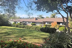 5810 Loma Verde Dr, Rancho Santa Fe, CA 92067 - Photo 2