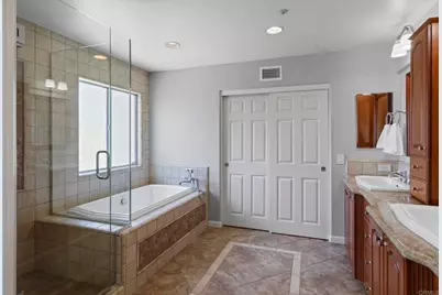 1979 Oxford Court, Vista, CA 92081 - Photo 12