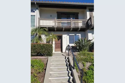907 Hickory Court, Carlsbad, CA 92009 - Photo 2