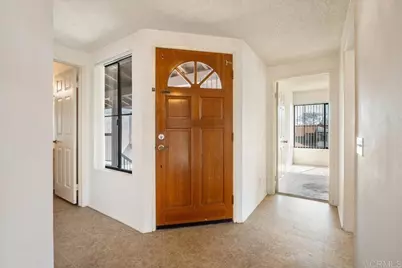 6956 Sandpiper Place, Carlsbad, CA 92009 - Photo 4