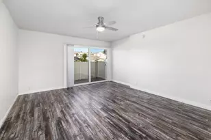 2607 Pirineos Way, Carlsbad, CA 92009 - Photo 18