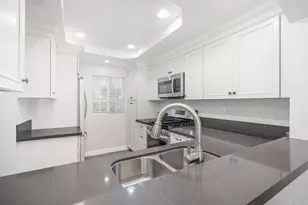 750 Breeze Hill Rd, Vista, CA 92081 - Photo 2