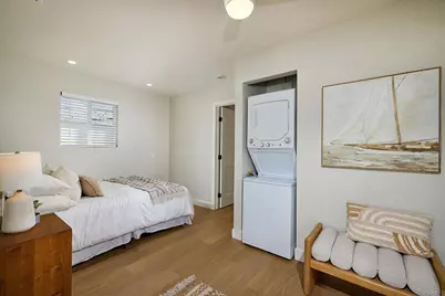 735 Pine Avenue, Carlsbad, CA 92008 - Photo 38