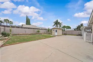 1110 Paula Way, Escondido, CA 92027 - Photo 2