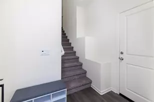 953 Radcliffe Trl, Vista, CA 92081 - Photo 10