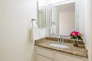 475 N Midway Dr, Escondido, CA 92027 - Photo 16