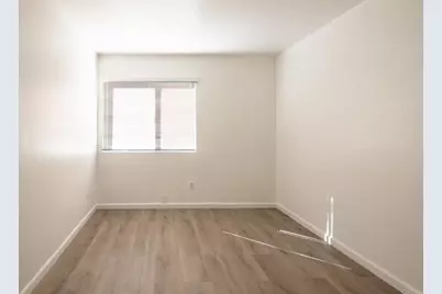 475 N Midway Drive #106, Escondido, CA 92027 - Photo 20