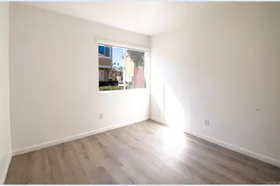 475 N Midway Drive #106, Escondido, CA 92027 - Photo 18