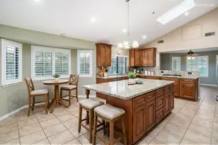 1567 Monte Vista Dr, Vista, CA 92084 - Photo 8