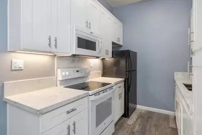 8328 Regents Road #1K, San Diego, CA 92122 - Photo 10