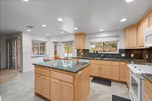 25072 Poderio Dr, Ramona, CA 92065 - Photo 18