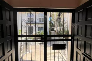 4241 Loma Riviera Ln, San Diego, CA 92110 - Photo 4