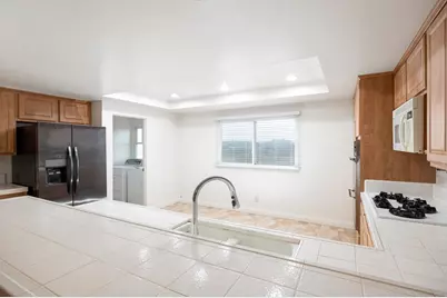 13236 Fiji Way #L, Marina del Rey, CA 90292 - Photo 4