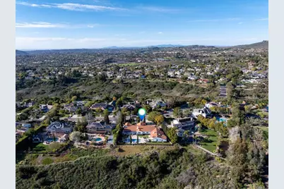 7992 Paseo Esmerado, Carlsbad, CA 92009 - Photo 72