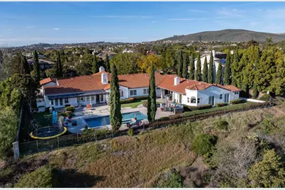 7992 Paseo Esmerado, Carlsbad, CA 92009 - Photo 72