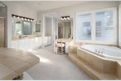 7992 Paseo Esmerado, Carlsbad, CA 92009 - Photo 24