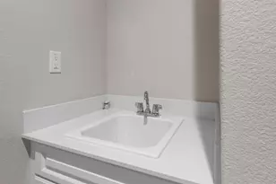 30491 De Caron St, Murrieta, CA 92563 - Photo 18