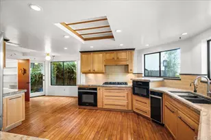 2871 Brant St, San Diego, CA 92103 - Photo 18