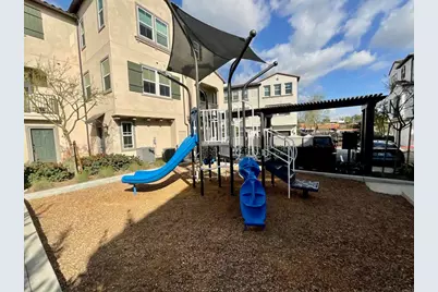 419 Atlas, Escondido, CA 92025 - Photo 34