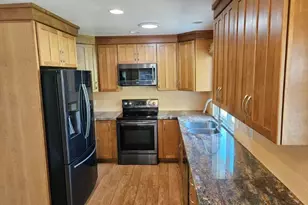 8975 Lawrence Welk Dr, Escondido, CA 92026 - Photo 8