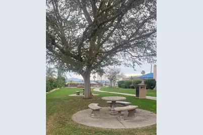 26056 Butterfly Palm Dr, Homeland, CA 92548 - Photo 24