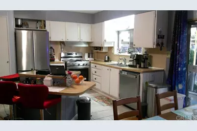 26056 Butterfly Palm Dr, Homeland, CA 92548 - Photo 6