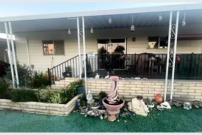 26056 Butterfly Palm Dr, Homeland, CA 92548 - Photo 8