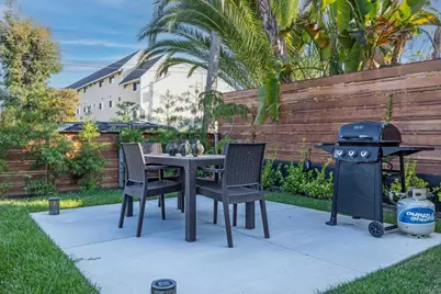 376 378 Acacia Drive, Carlsbad, CA 92008 - Photo 4