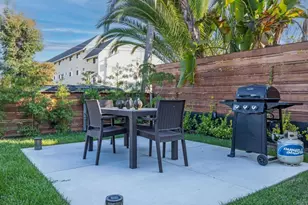 376 378 Acacia Dr, Carlsbad, CA 92008 - Photo 4