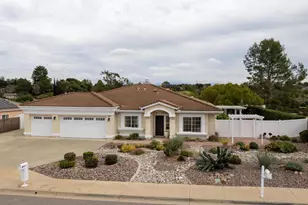 2144 Knollwood Ave, Fallbrook, CA 92028 - Photo 1