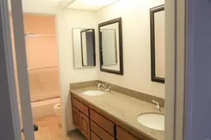 1068 Passiflora Ave, Encinitas, CA 92024 - Photo 8