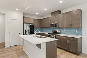 227 Canopy Trails Pl, Fallbrook, CA 92028 - Photo 12