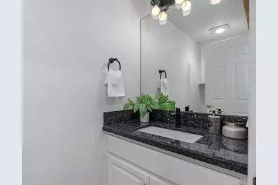 612 Barbara Avenue, Solana Beach, CA 92075 - Photo 34