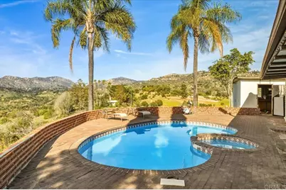 1050 Rice Canyon Road, Fallbrook, CA 92028 - Photo 30